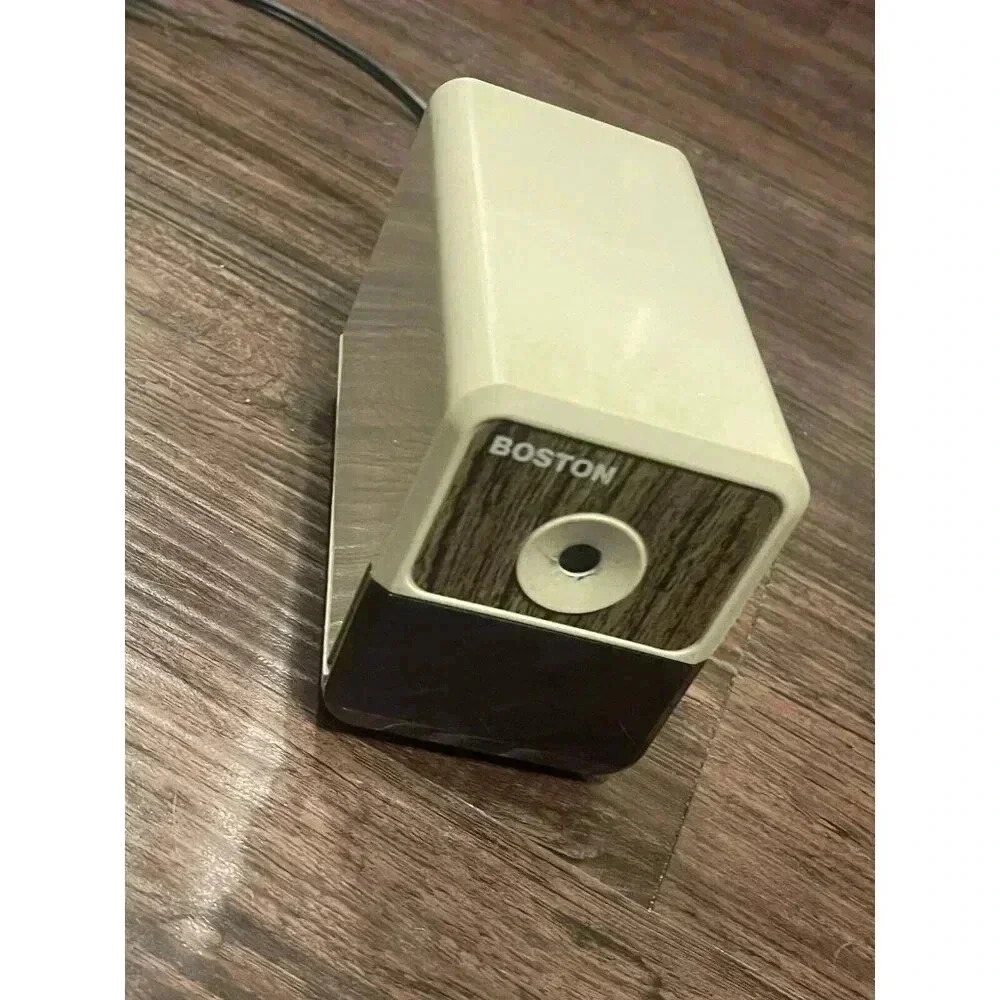 Vintage BOSTON‎ Electric Pencil Sharpener Model 18 Made In USA